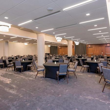 Courtyard By Marriott Waterloo Cedar Falls Buitenkant foto