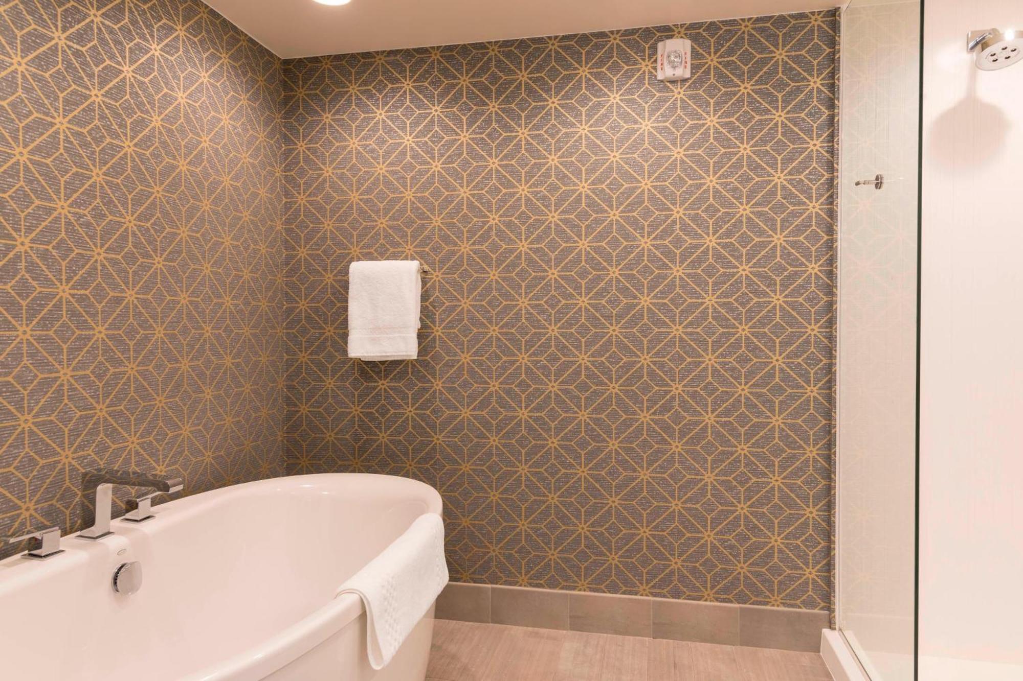 Courtyard By Marriott Waterloo Cedar Falls Buitenkant foto